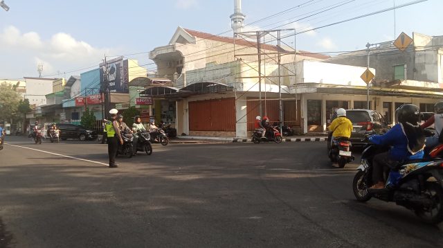 Hari Kedua Masuk Sekolah, Lalu Lintas Kota Kediri Aman dan Lancar
