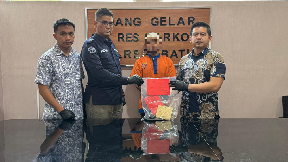 Polres Batu Tangkap Pengedar Ekstasi Asal Bali, 50 Butir Disimpan di Bungkus Wafer