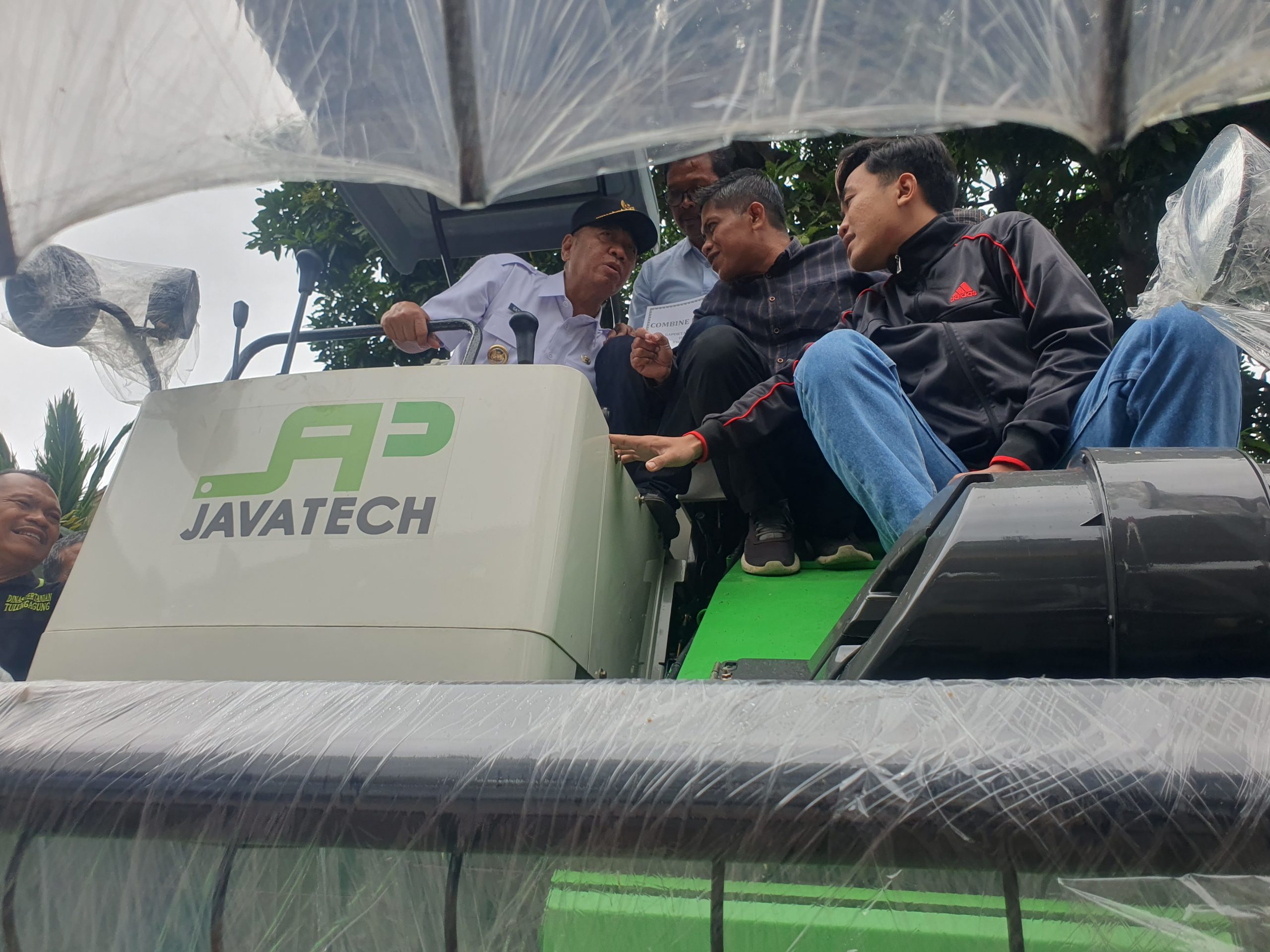 Tiga Poktan Dapat Bantuan Alsintan, Produksi Padi Tulungagung Diprediksi Naik 10 Persen