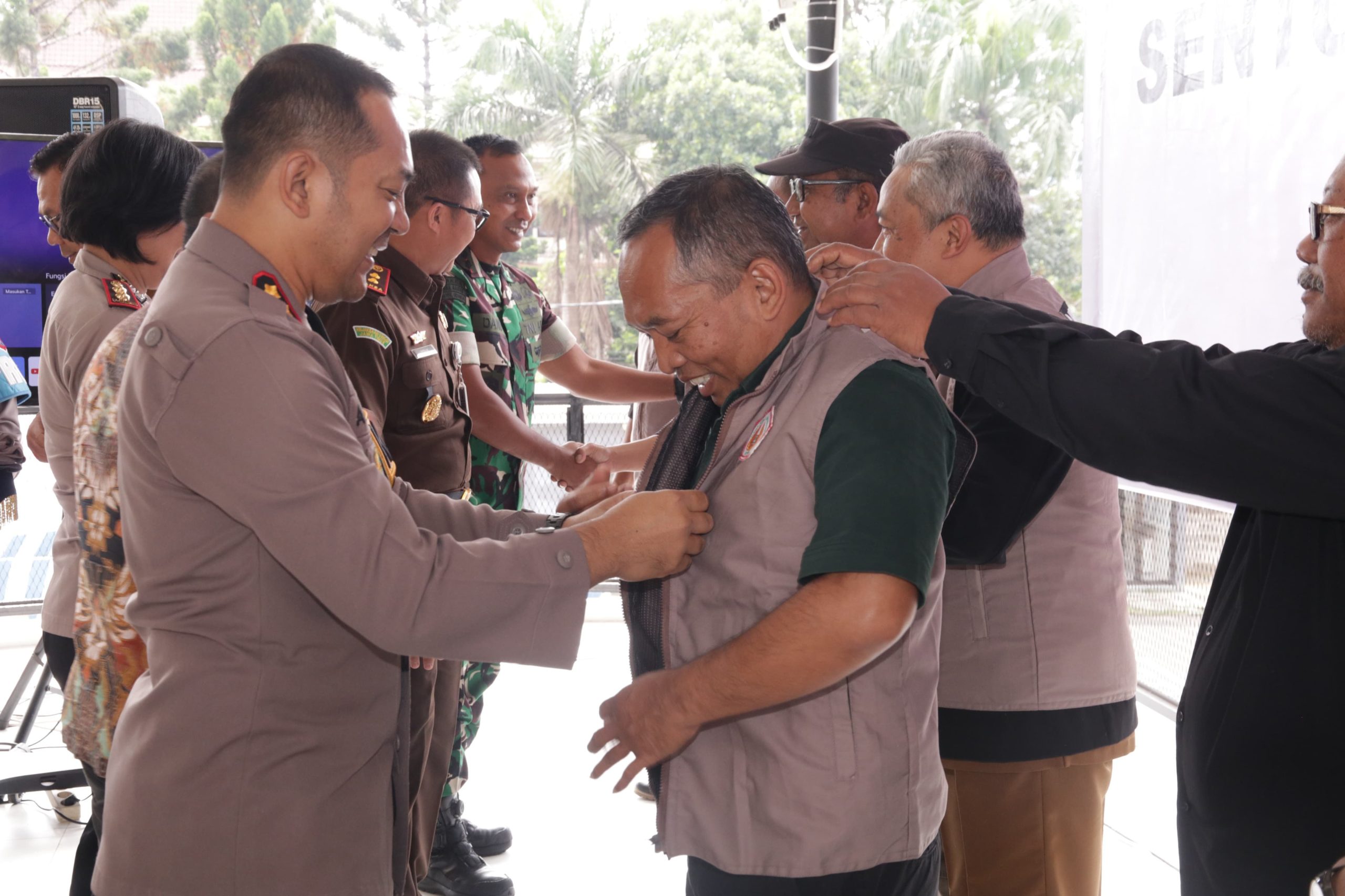 Jaga Keamanan Kota Batu, Polres Gandeng Perguruan Silat dan Forkopimda Ikuti Ikrar Perdamaian