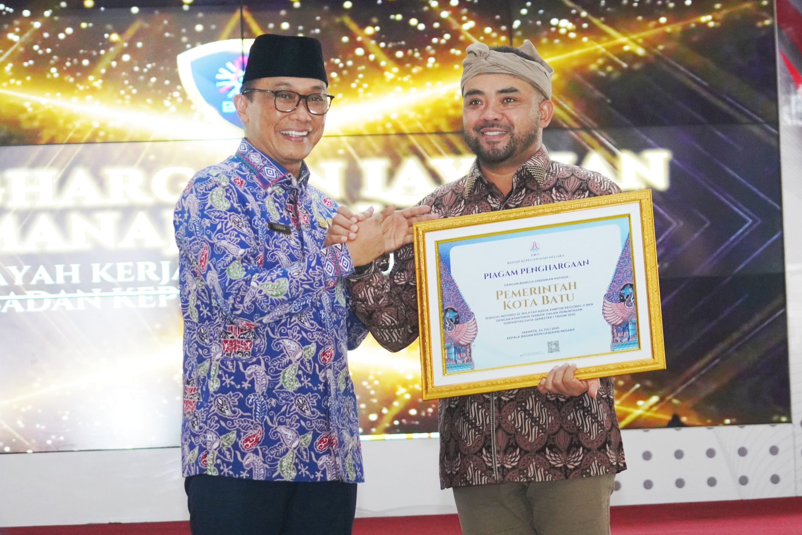 Pemkot Batu Raih Penghargaan Komitmen Terbaik Menuntaskan Disparitas Data BKN