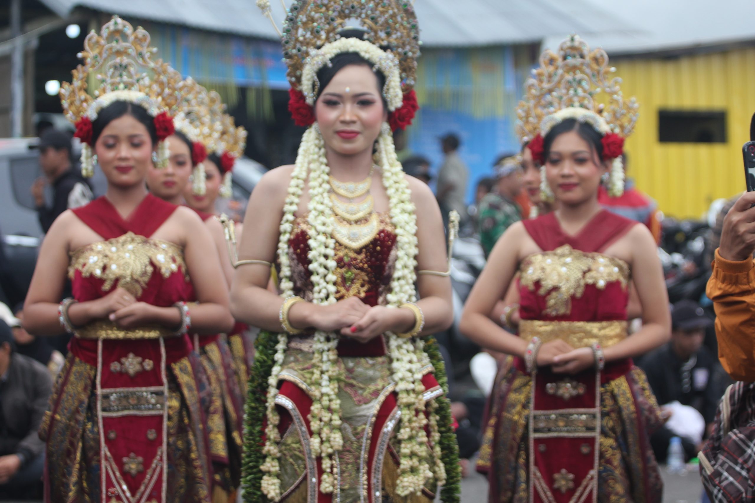 Perankan Dewi Kilisuci di Gunung Kelud, Retnowati Jalani Puasa dan Tirakat demi Jaga Kesakralan Adat