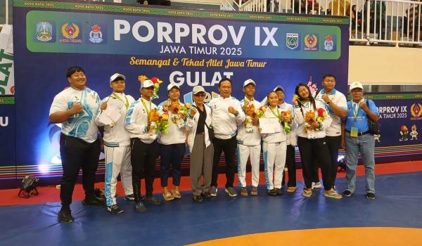 Kontingen Gulat Lamongan Sumbang Dua Emas di Porprov Jatim 2025