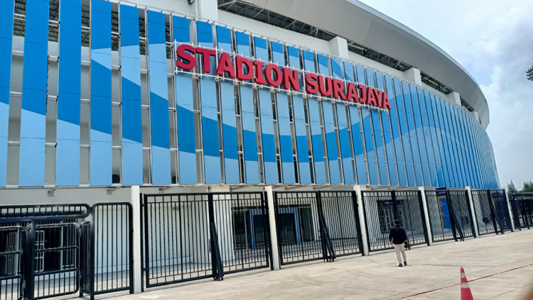 Proyek Stadion Surajaya Tak Dibayar, Mandor dan Ratusan Pekerja Terancam