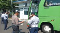 Operasi Patuh Semeru 2025, Satlantas Polres Batu dan Dishub Kota Batu Gelar Pemeriksaan Kelaikan Angkutan Umum