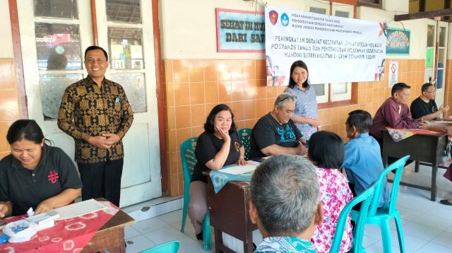 Peningkatan Derajat Kesehatan Primer, Kemdiktisaintek bersama Stikes RS Baptis Bentuk Pelayanan Posyandu Lansia di GKJW Semampir