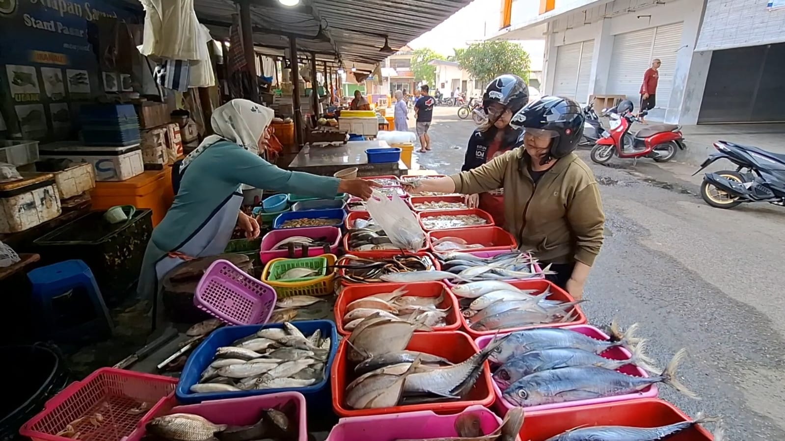 Harga Ikan Laut di Pasar Setono Betek Kediri Naik, Cuaca Buruk Sebabkan Stok Menipis