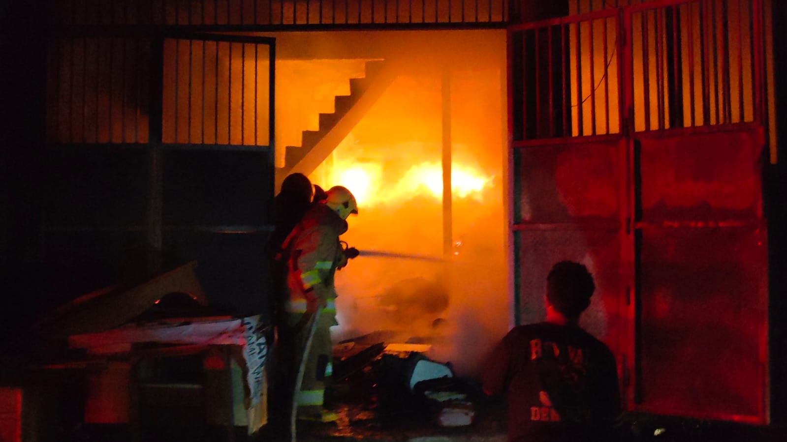 Gudang Kayu di Pesantren Kota Kediri Terbakar, Polisi belum Temukan Penyebabnya