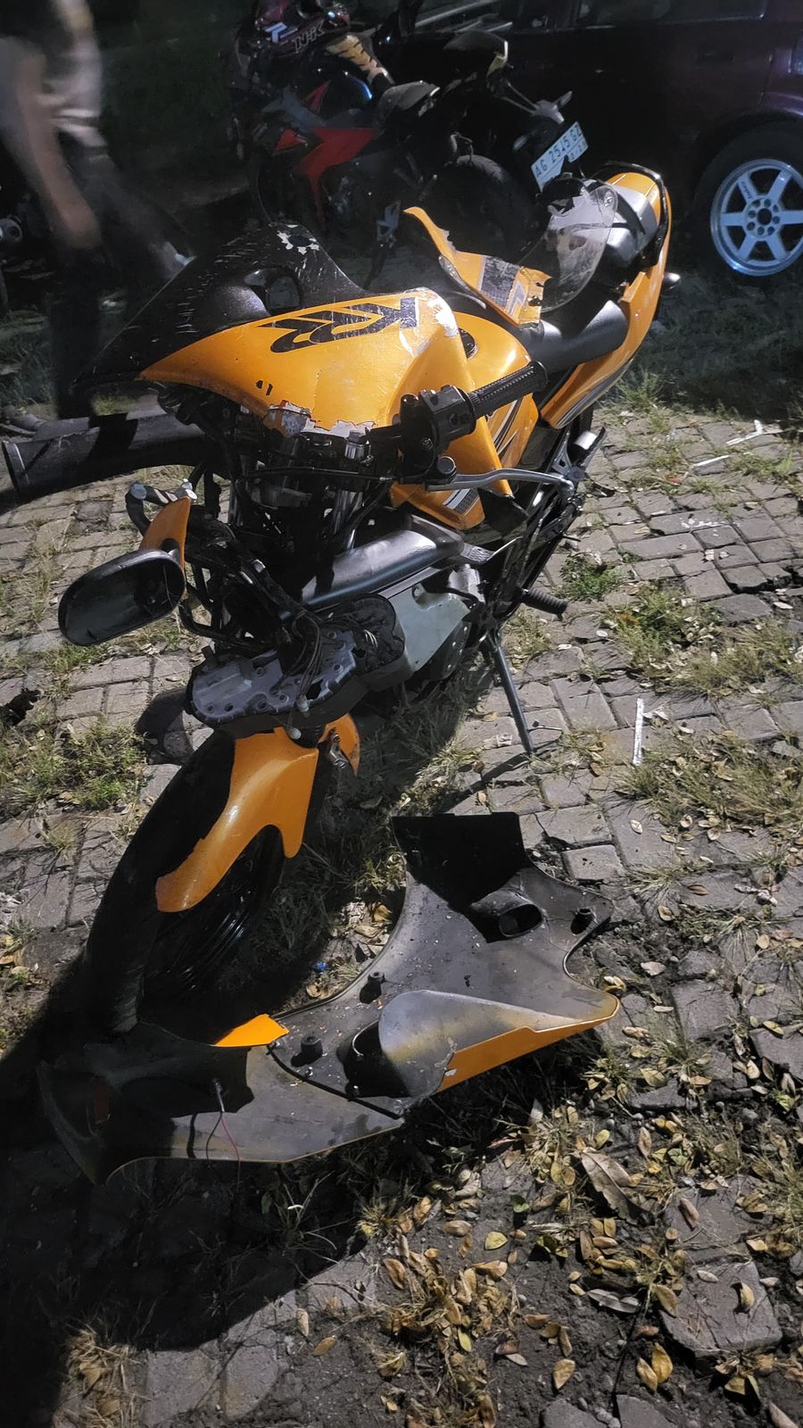 Motor Selip saat Mendahului, Kakek di Kediri Tewas Tertabrak Truk
