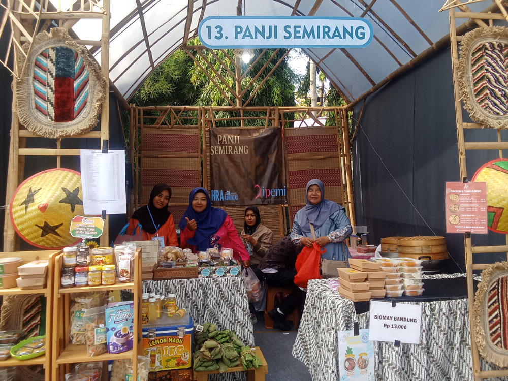 UMKM Binaan HRA Kota Kediri Tampil Memukau di Hari Kedua Bazar APEKSI 2025