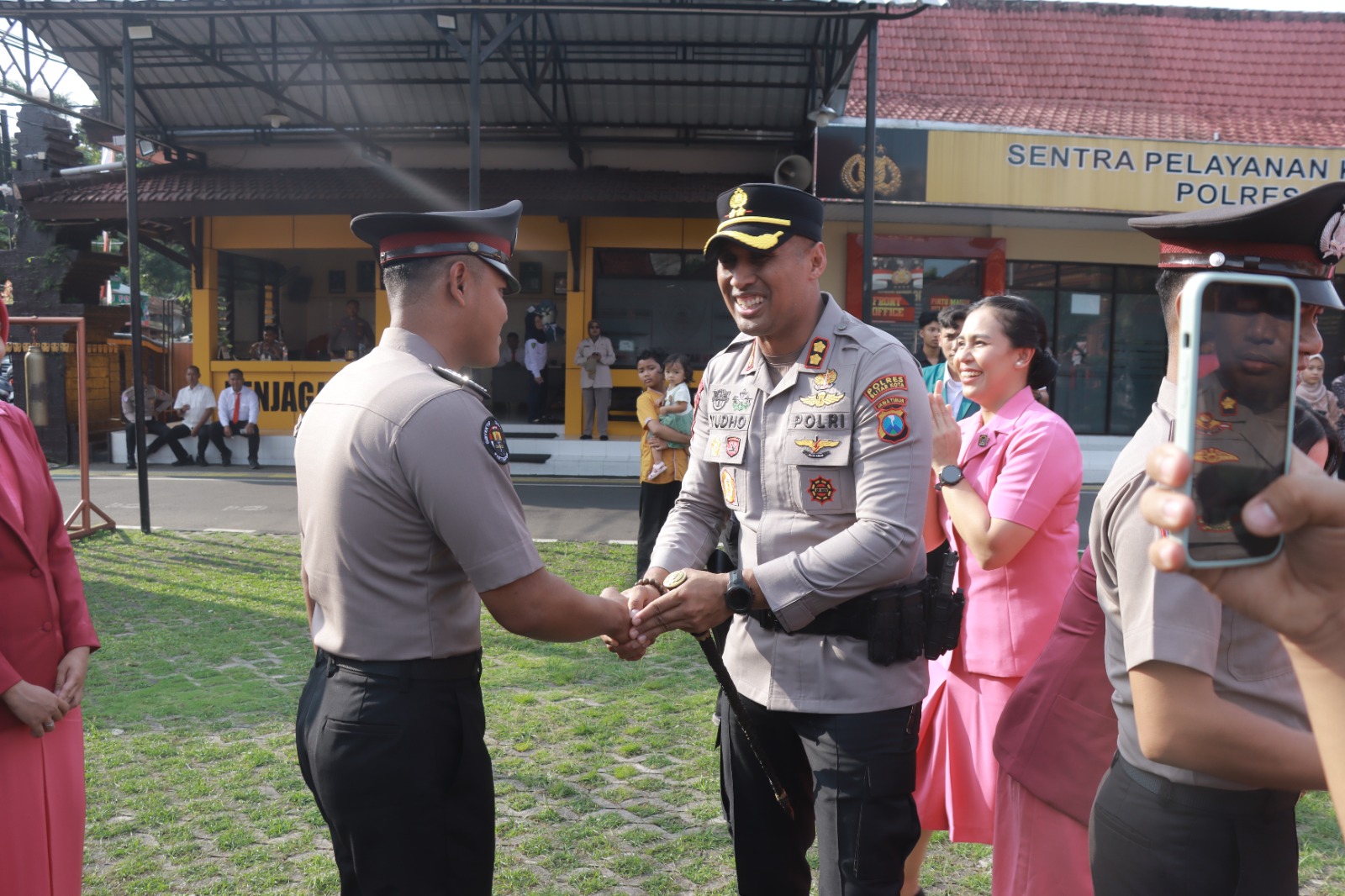 Sebanyak 44 Personel Naik Pangkat, ini Pesan Kapolres Blitar Kota