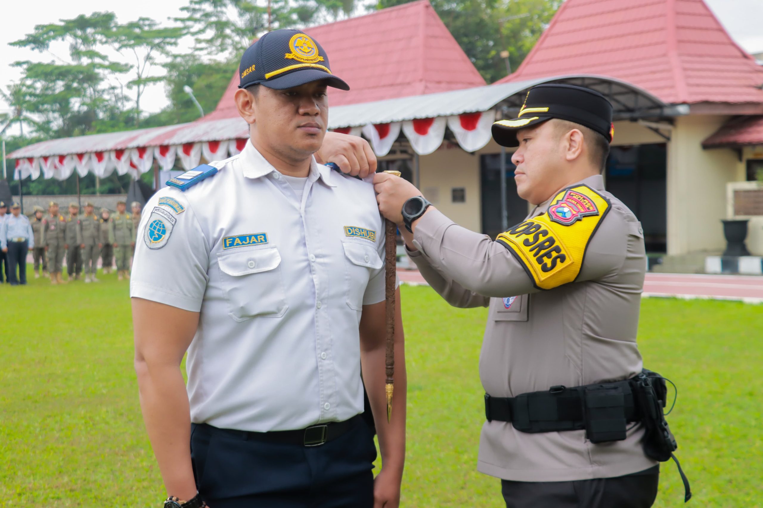 Pimpin Apel Gelar Pasukan, Kapolres Blitar Tegaskan Komitmen Tegakkan Tertib Lalu Lintas