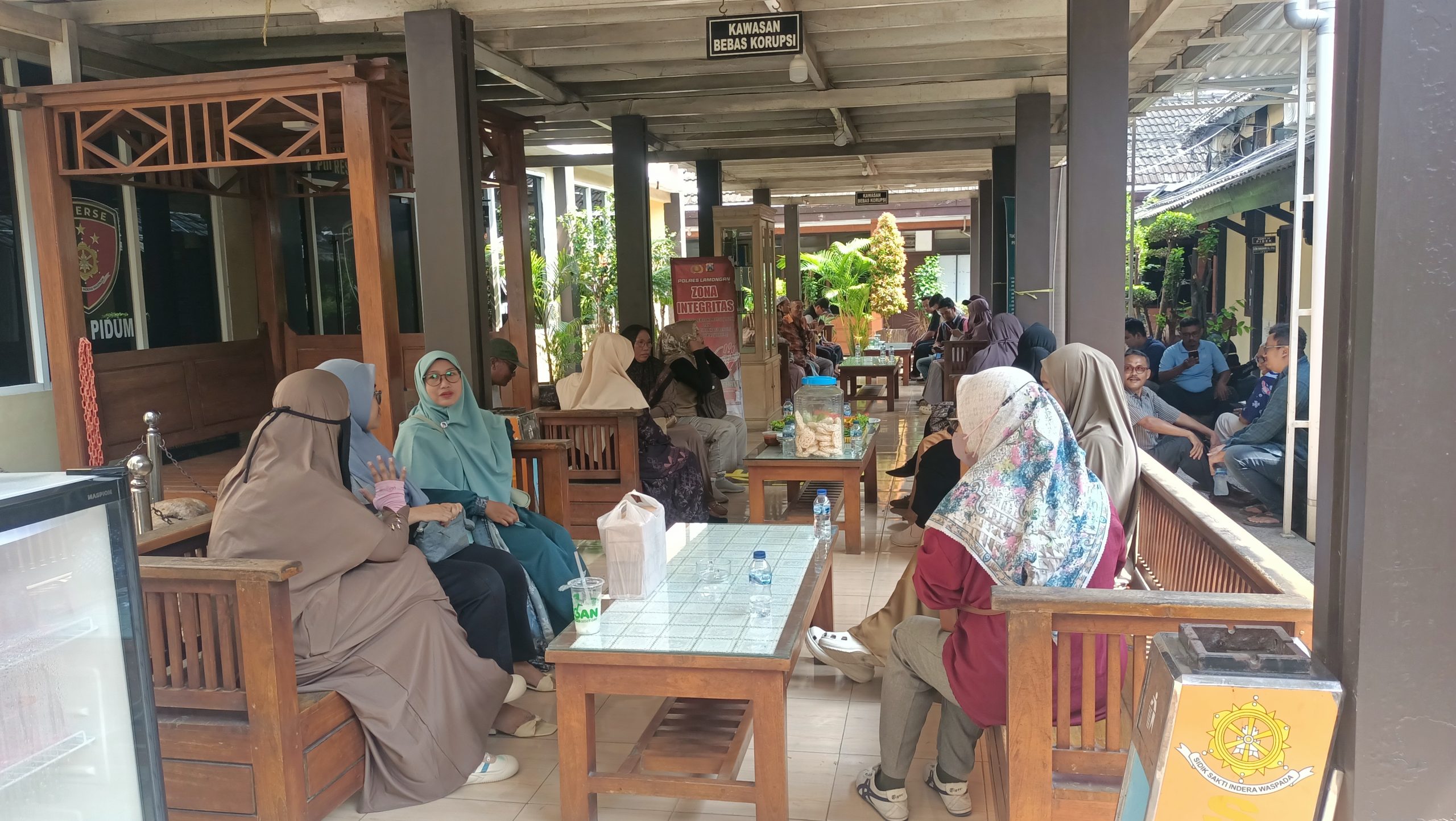 Travel Tawwaabin Dilaporkan Puluhan Korban Umrah, Kerugian Capai Rp18 Miliar