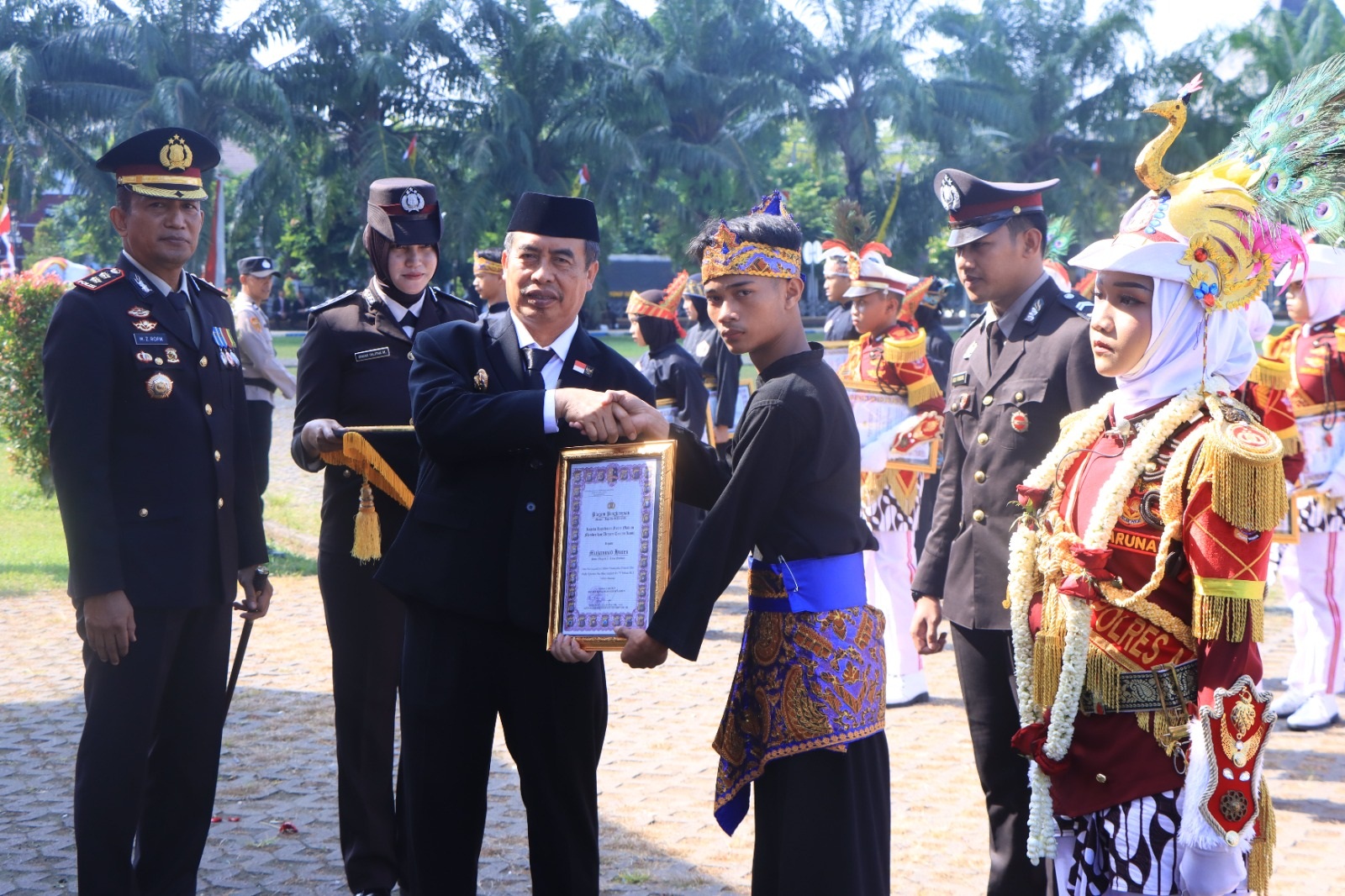 Polres Madiun Beri Penghargaan untuk Generasi Muda