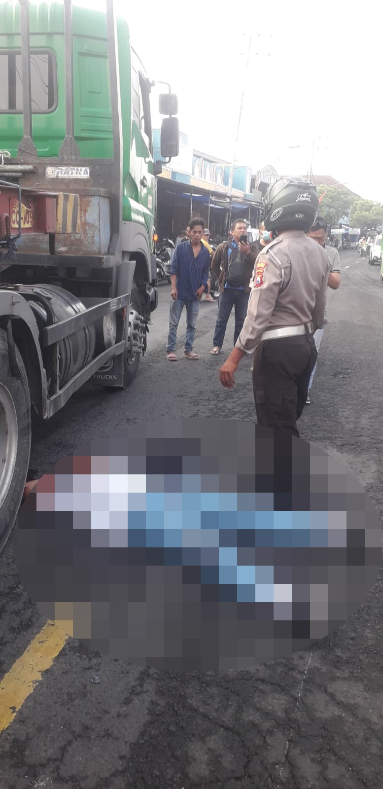 Pelajar di Babat Lamongan Terlindas Truk Trailer saat Berangkat Sekolah, Begini Kondisinya