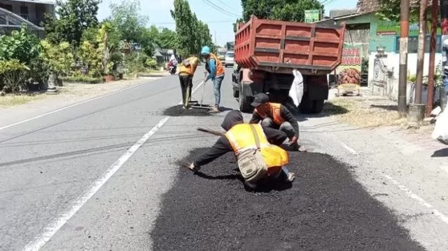 Dinas PUPR Kabupaten Kediri Anggarkan Rp43,255 M untuk Perbaikan Jalan di 65 Ruas