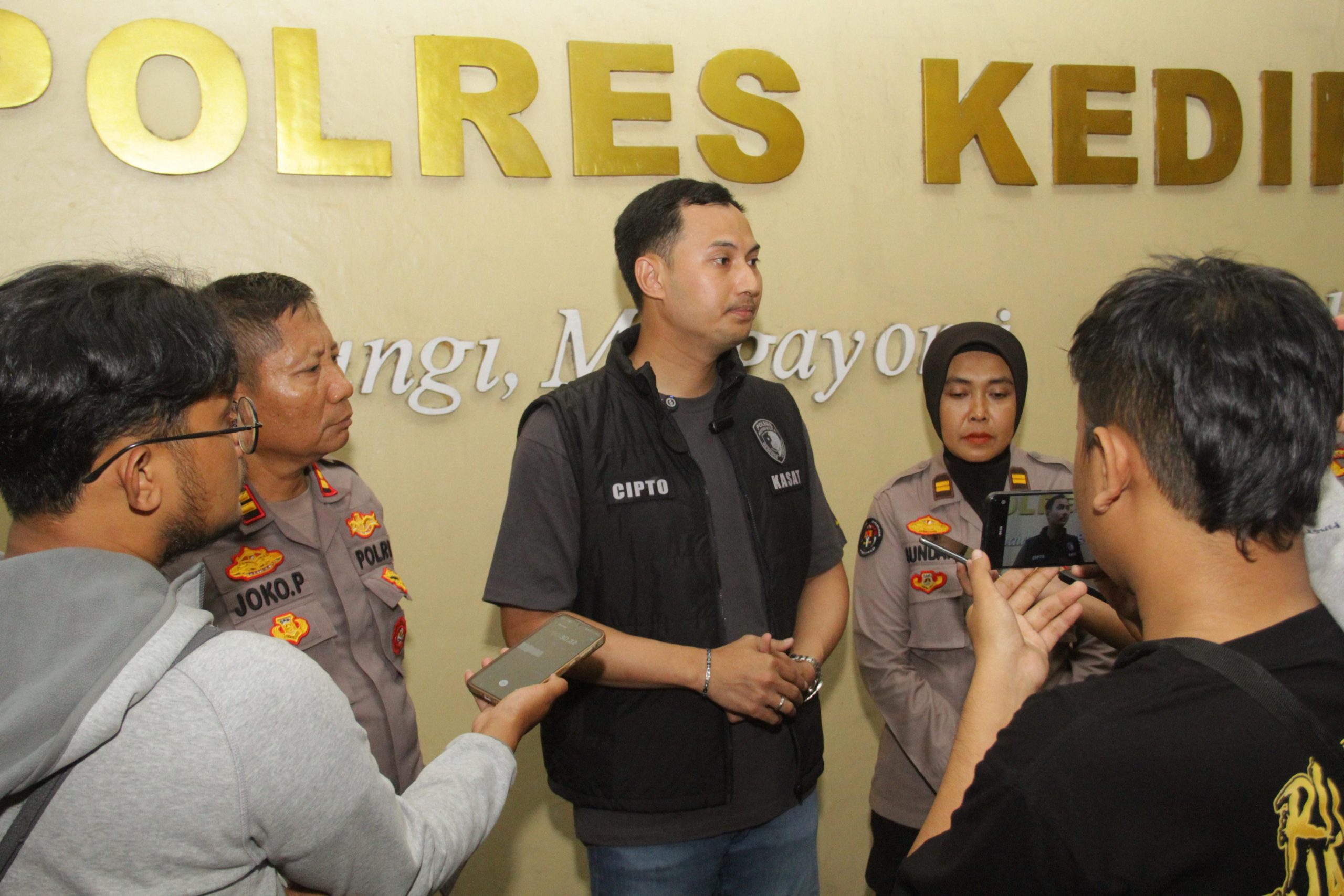 Pasca-nyawa Dua Pemandu Lagu Melayang, Polres Kediri Kota Minta Masyarakat Tak Konsumsi Miras