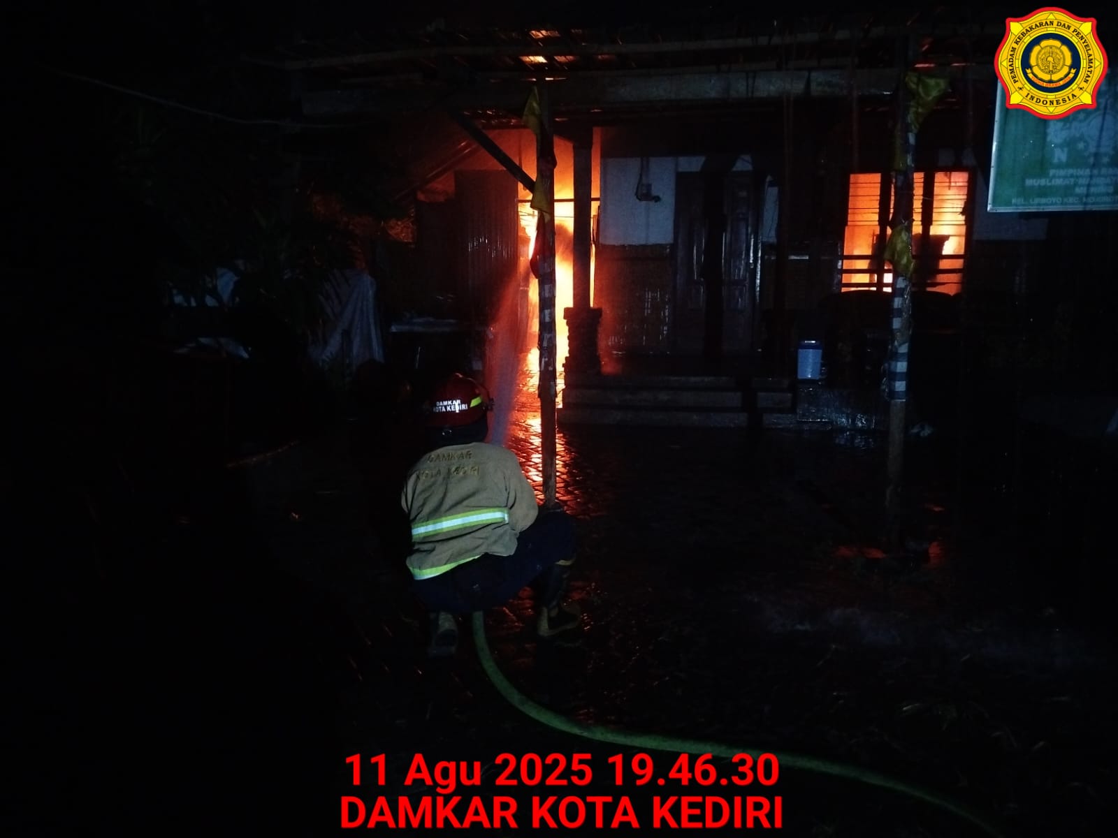 Ditinggal Pergi ke Kelurahan, Rumah Warga Lirboyo Terbakar, Kerugian Capai Ratusan Juta Rupiah