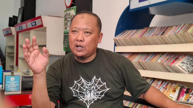 aktifis nyemplung kali kota batu