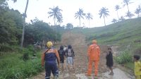 Ruas Jalan Tulungagung-Trenggalek Terputus, Bangunan SDN 2 Kradinan Rusak
