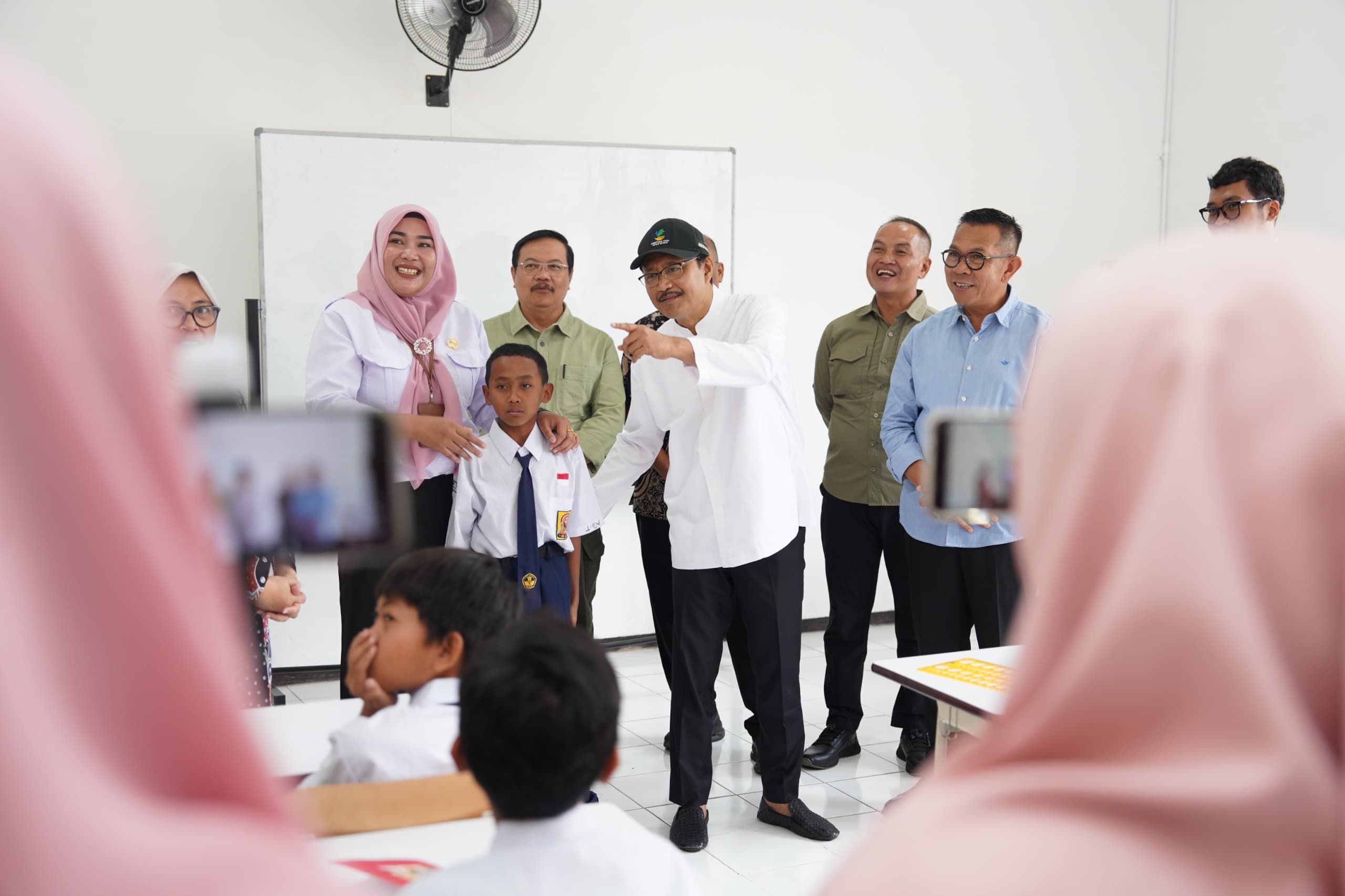 SRMP 14 Masih Andalkan Katering, Per Bulan Habiskan Rp270 Juta