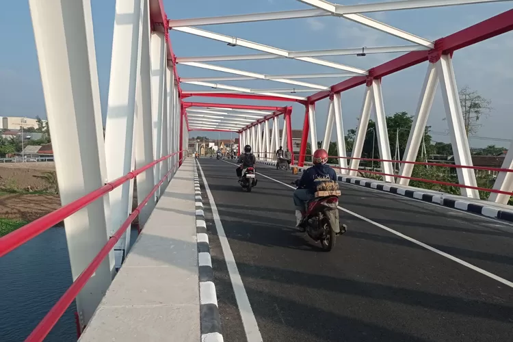 Jembatan Semampir Direnov, Alihkan Arus Lalin ke Jembatan Jongbiru