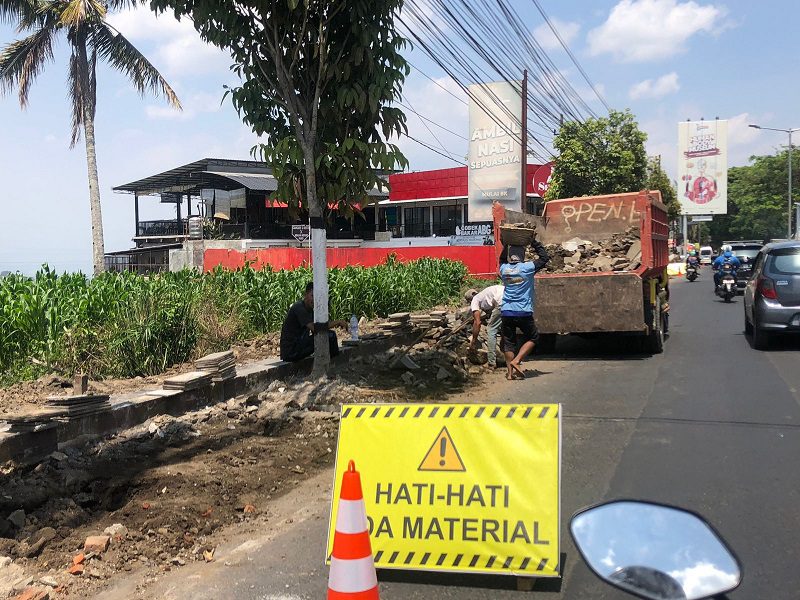 Pemkot Batu Genjot Revitalisasi Pedestrian dan Drainase di 11 Titik Kota, Rampung Akhir Tahun