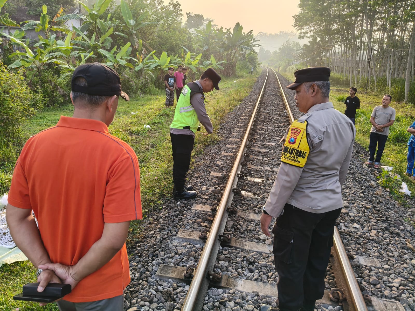 Perempuan Asal Malang Tewas Terlindas Kereta Api di Blitar, Polisi Selidiki Dugaan Bunuh Diri
