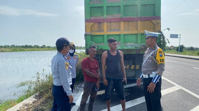 Viral Sopir Truk Ditarik Karcis Parkir Rp5.000 di JLU Lamongan, Dishub Pastikan Pungli