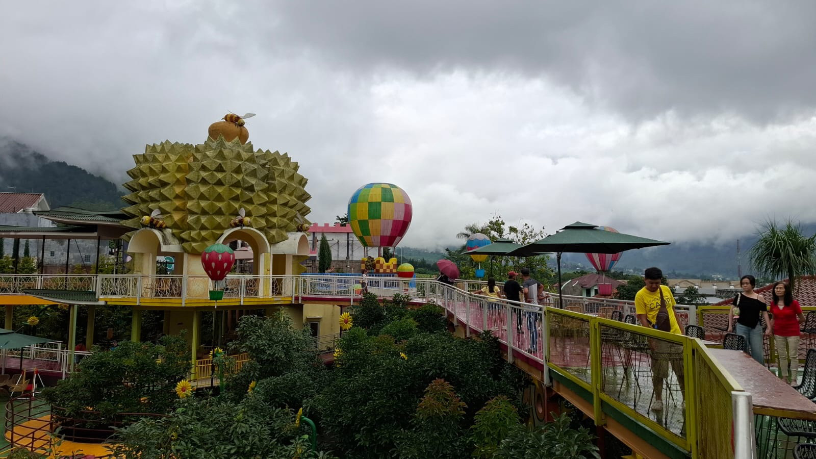 Durian Fantasi di Kebun Durian Tengah Kota Batu, Setahun Menyemai Edukasi dan Rasa