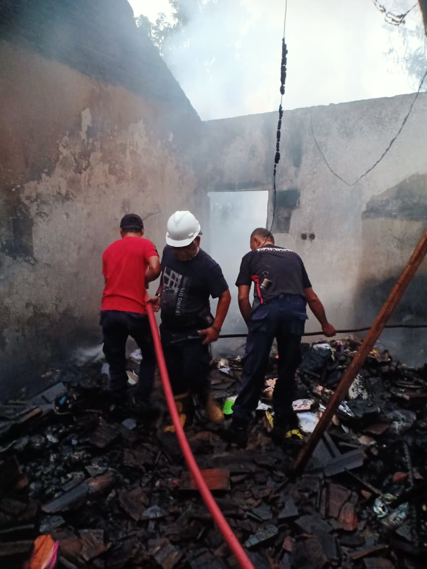 Lupa Matikan Tungku, Rumah di Ponorogo Hangus Terbakar