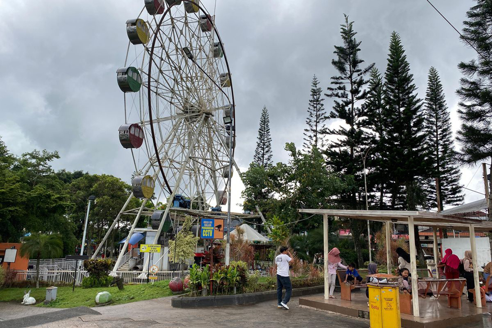 Bianglala Alun-Alun Kota Batu Belum Diganti pada 2026, Pemkot Hanya Siapkan Kajian