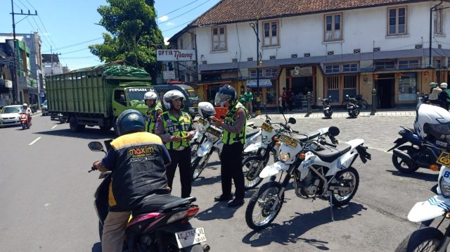 Pastikan Kesiapan Mudik Lebaran 2026, Wali Kota Kediri Tinjau Stasiun, Satlantas Polres Kediri Kota Perketat Pengamanan