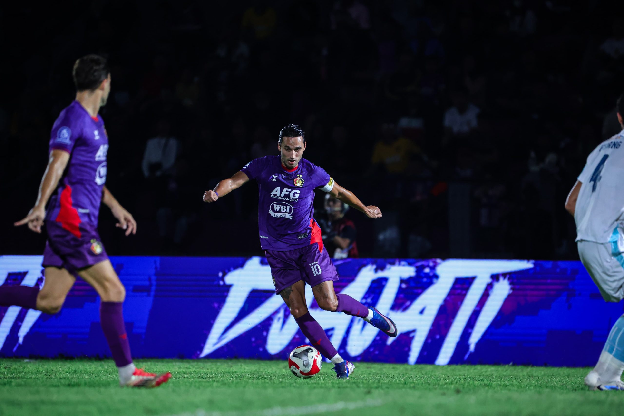 Ezra Walian Kembali Dipanggil Timnas Indonesia, Pelatih Persik Kediri: Dia Pantas dan Layak
