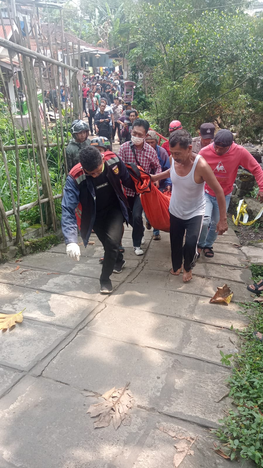 Diduga Terpeleset di Jembatan, Perempuan Lansia Ditemukan Meninggal