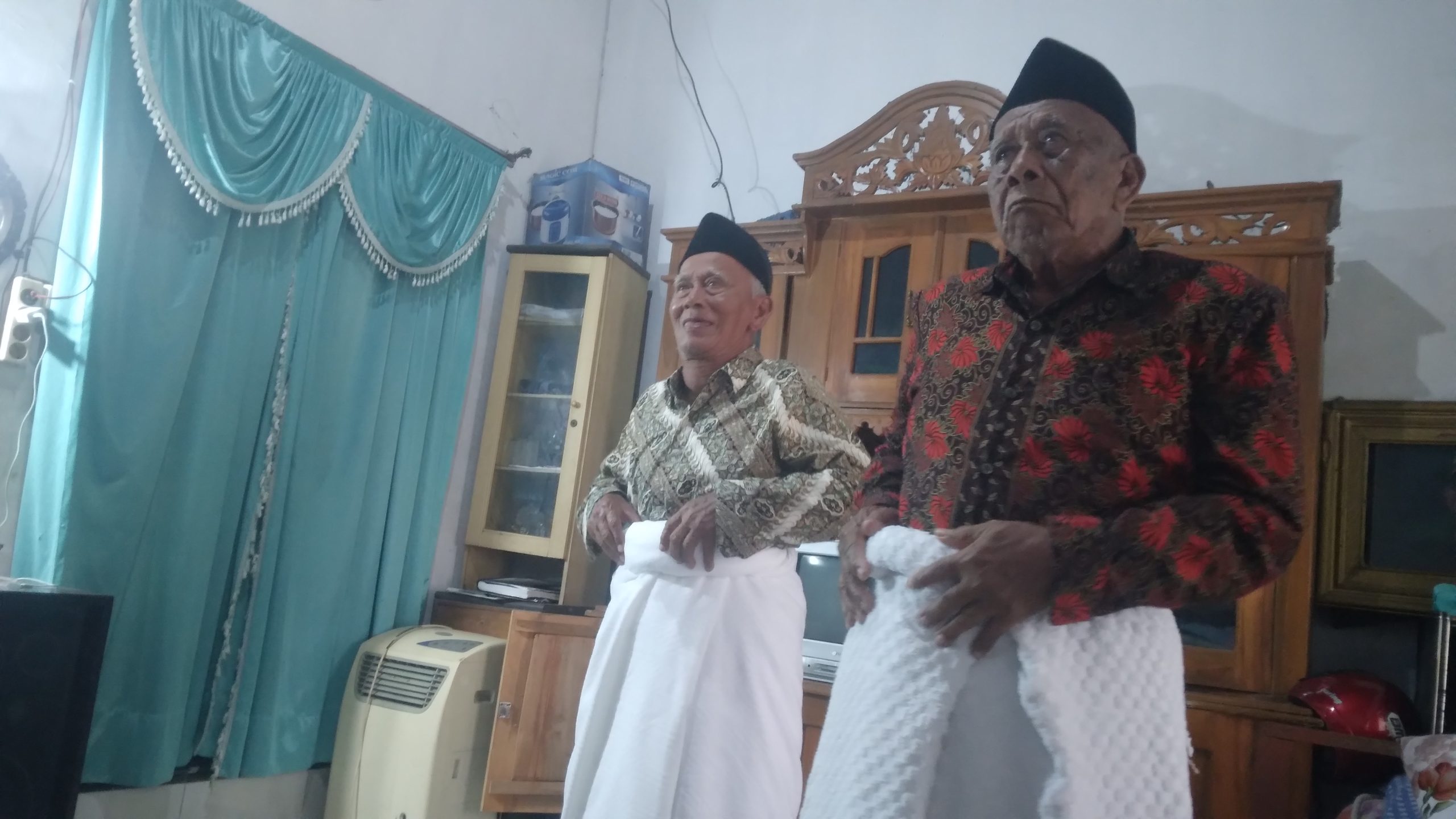 Slamet-Damanhuri, Kakak Adik CJH Tertua di Kota Blitar: Daftar 2017 Lalu, Rutin Olahraga dan Minum Jamu