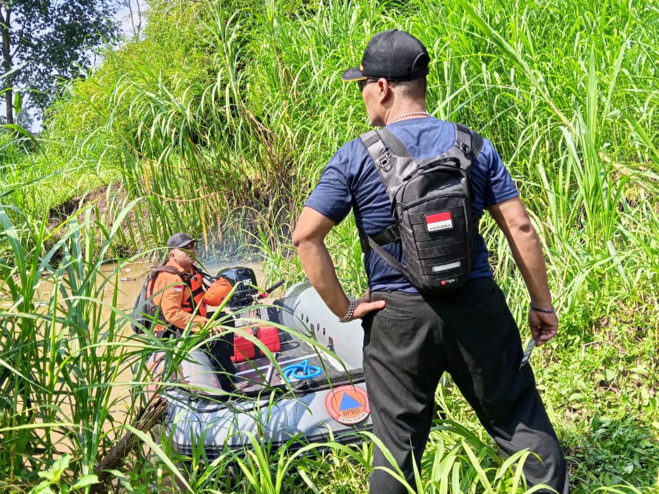 Perempuan Asal Kalteng Diduga Hanyut di Sungai Brantas Tulungagung, Tinggalkan Surat untuk Keluarga