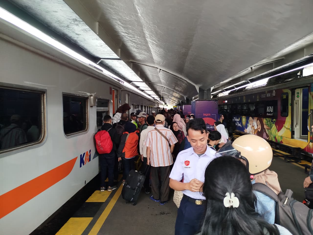 Stasiun Malang layani 36 ribu penumpang.