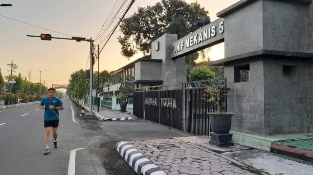 Jaga Kebugaran di Tengah Kesibukan, Dandim Dhavid Rutin Joging Pagi Demi Tubuh Sehat dan Prima