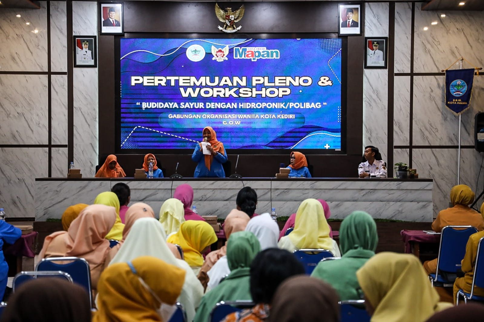 Ketua GOW Kota Kediri, membuka Pelatihan Hidroponik.(foto: istimewa)