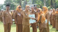 Sebanyak 89 ASN Terima SK Kenaikan Pangkat, Mbak Wali Tekankan Program Berdampak Nyata