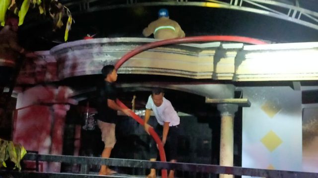Korsleting, Gudang Sembako Terbakar, Majikan dan Karyawan Terluka