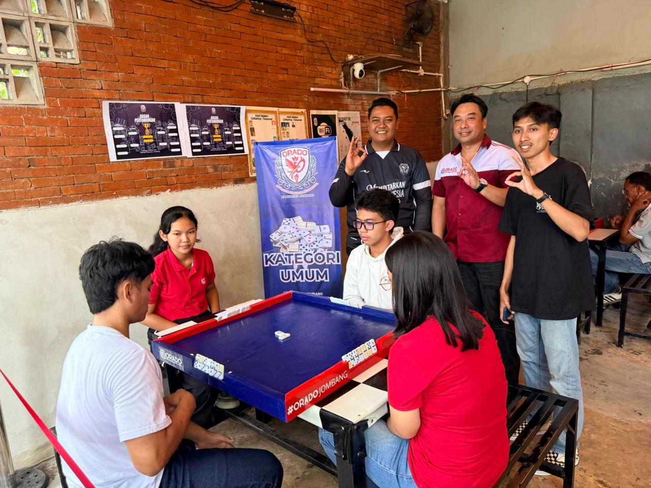 Ketua ORADO Jombang, Hakam Amarulloh saat mencari bibit atlet di kompetisi pertama di Kota Santri.