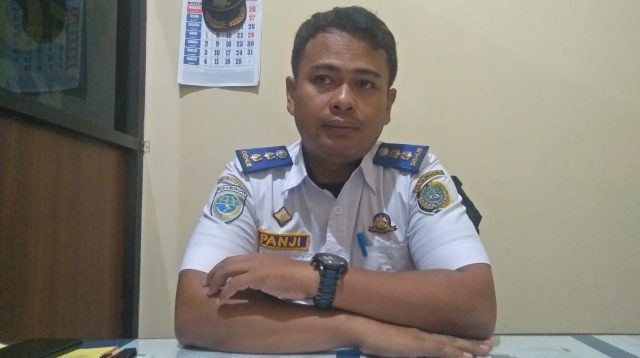 Kabid Lalu Lintas, Dinas Perhubungan (Dishub) Tulungagung, memberikan pernyataan terkait perbaikan Jembatan Gondang I dan upaya rekayasa lalu lintas.