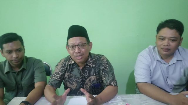 Sekretaris  Badan Pelaksana Penyelenggara atau BPP  yang juga perwakilan UNU Blitar memberikan keterangan.