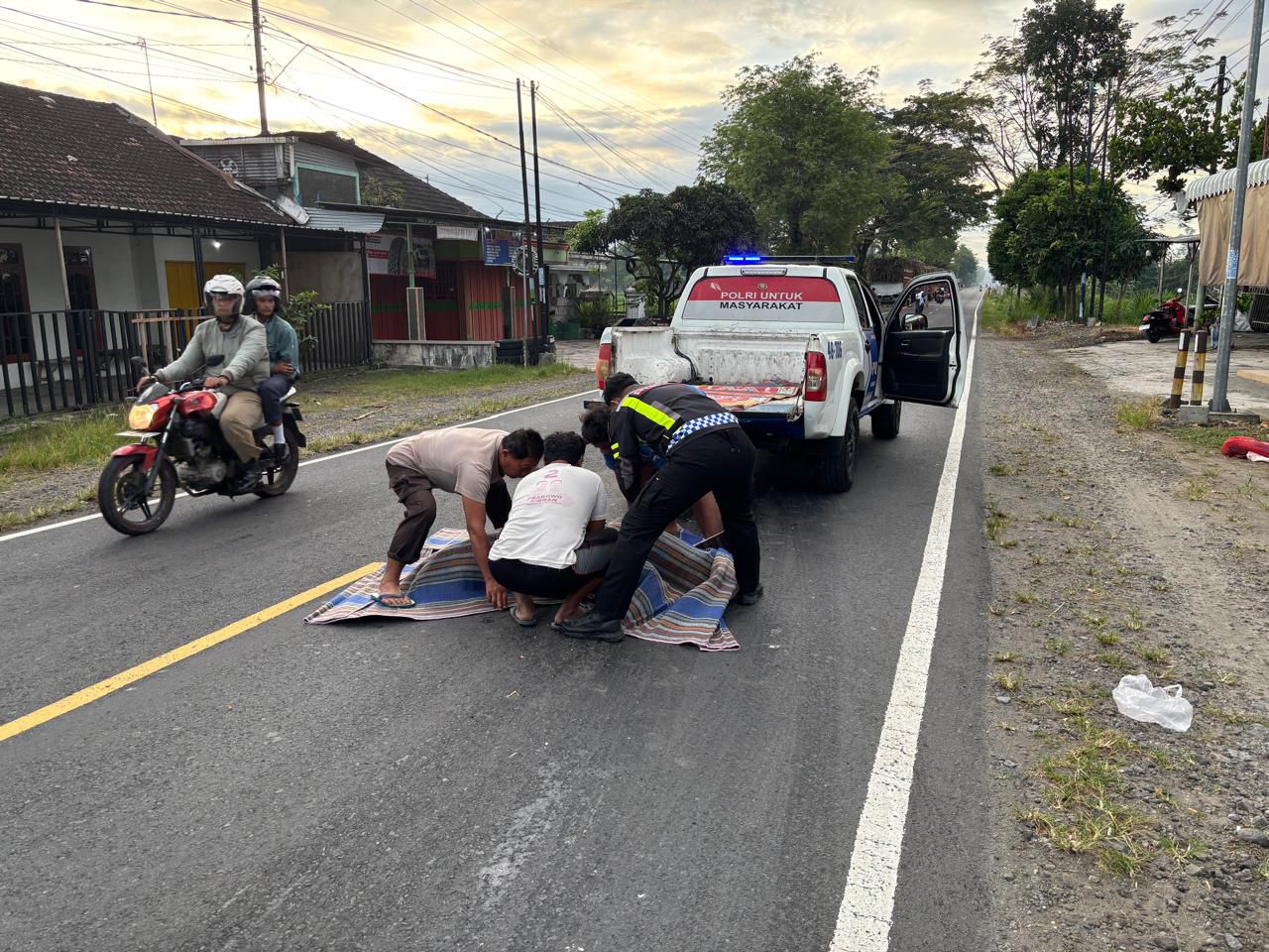 Lokasi kecelakaan di Jalan Raya  Desa Pasirharjo, Kecamatan Talun.