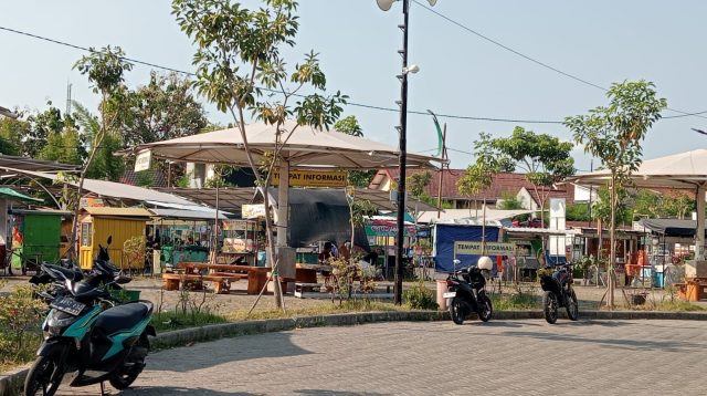 Situasi lokasi Sentra Pedagang Kaki Lima (PKL) Jalan KH Ahmad Dahlan, Kelurahan Jombatan, Kecamatan Jombang, Kabupaten Jombang, Selasa (23/6/2026) sore.