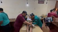 Puluhan anak ikuti khitan massal gratis di Ponpes Gadingmangu, Kecamatan Perak, Kabupaten Jombang, Rabu (24/6/2026).