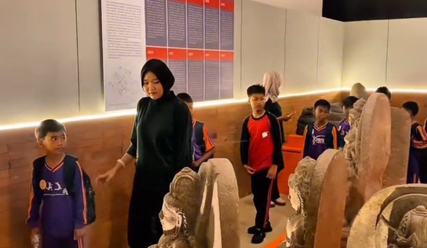Pengunjung musium Sri Aji Joyoboyo Kabupaten Kediri saat liburan.(foto: istimewa)