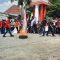 Sejumlah mahasiswa ketika demo di depan kantor DPRD Kabupaten Blitar.